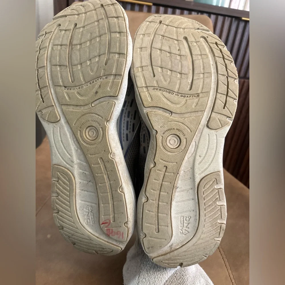 Brooks glycerin blue gray lace up sneakers comfortable running shoes size 11 - Picture 5 of 6